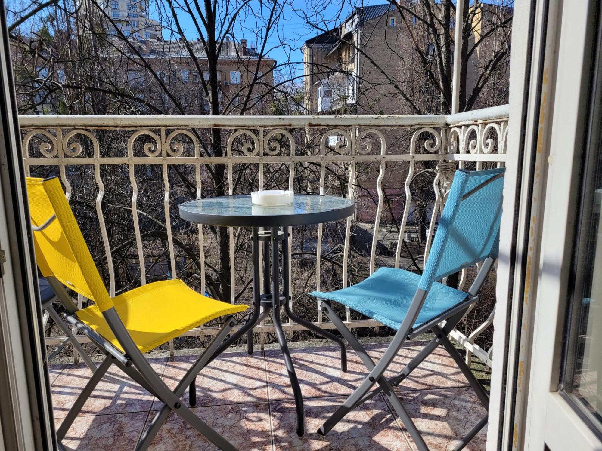 Home Hotel Apartments On Khreshchatyk Area Киев Екстериор снимка