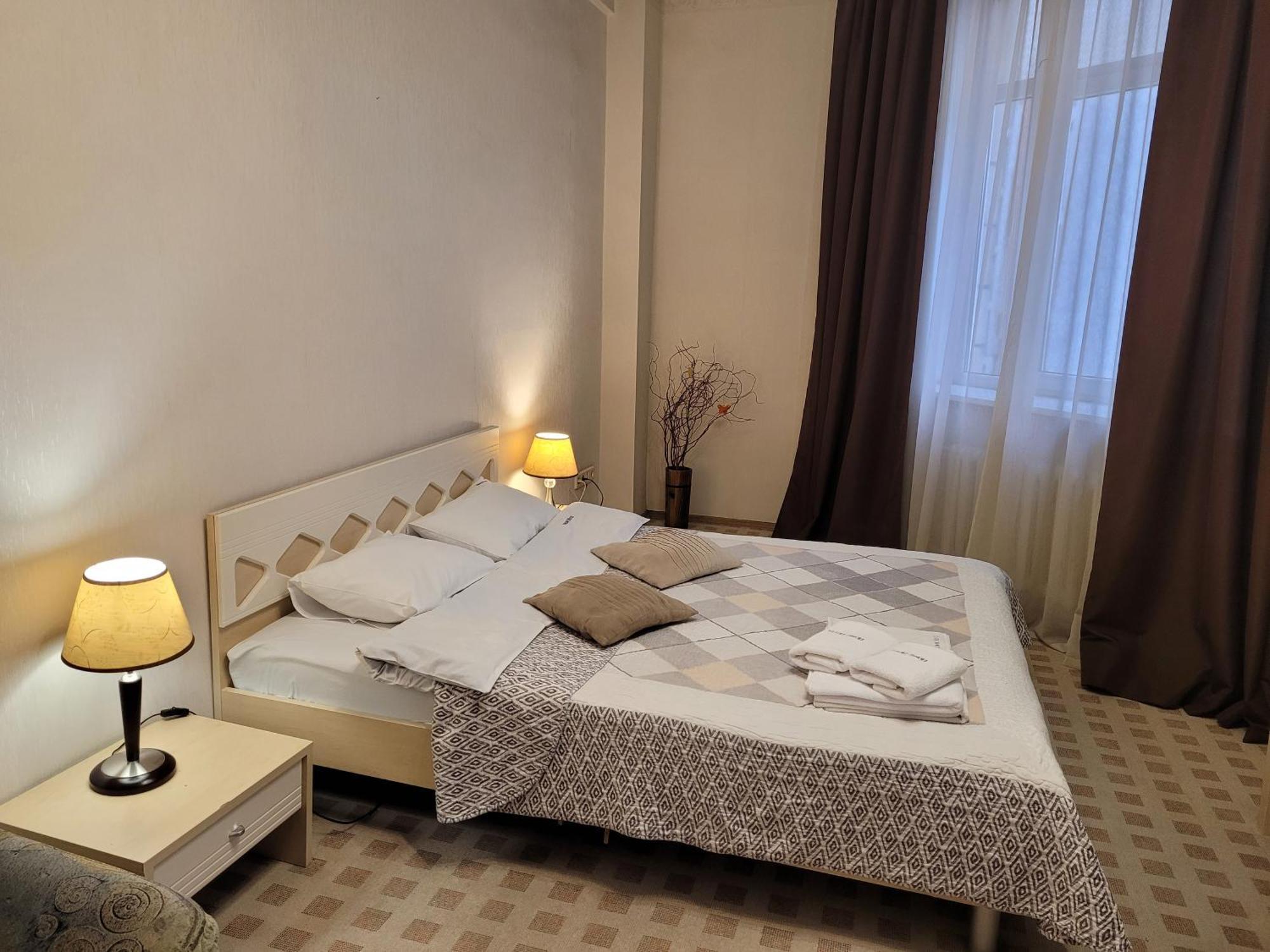 Home Hotel Apartments On Khreshchatyk Area Киев Екстериор снимка