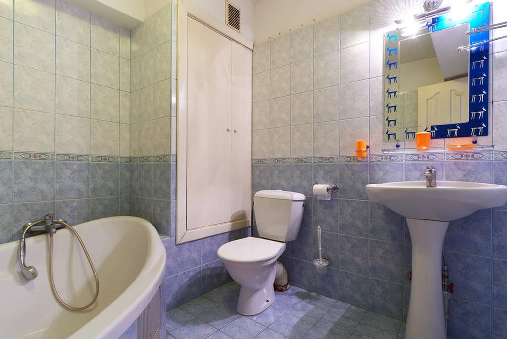Home Hotel Apartments On Khreshchatyk Area Киев Екстериор снимка