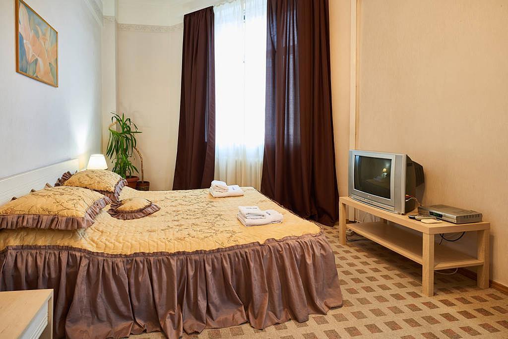 Home Hotel Apartments On Khreshchatyk Area Киев Екстериор снимка