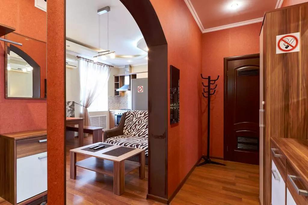 Home Hotel Apartments On Khreshchatyk Area Киев Екстериор снимка