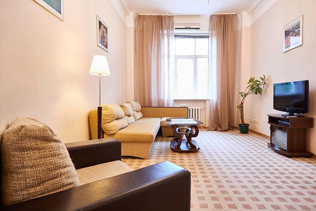 Home Hotel Apartments On Khreshchatyk Area Киев Екстериор снимка