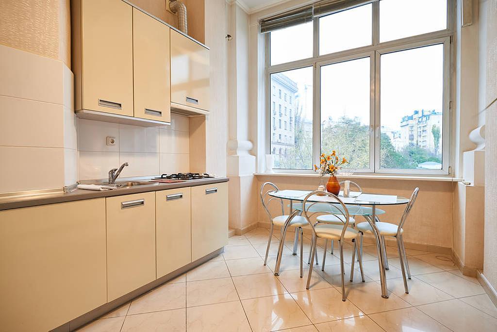 Home Hotel Apartments On Khreshchatyk Area Киев Екстериор снимка