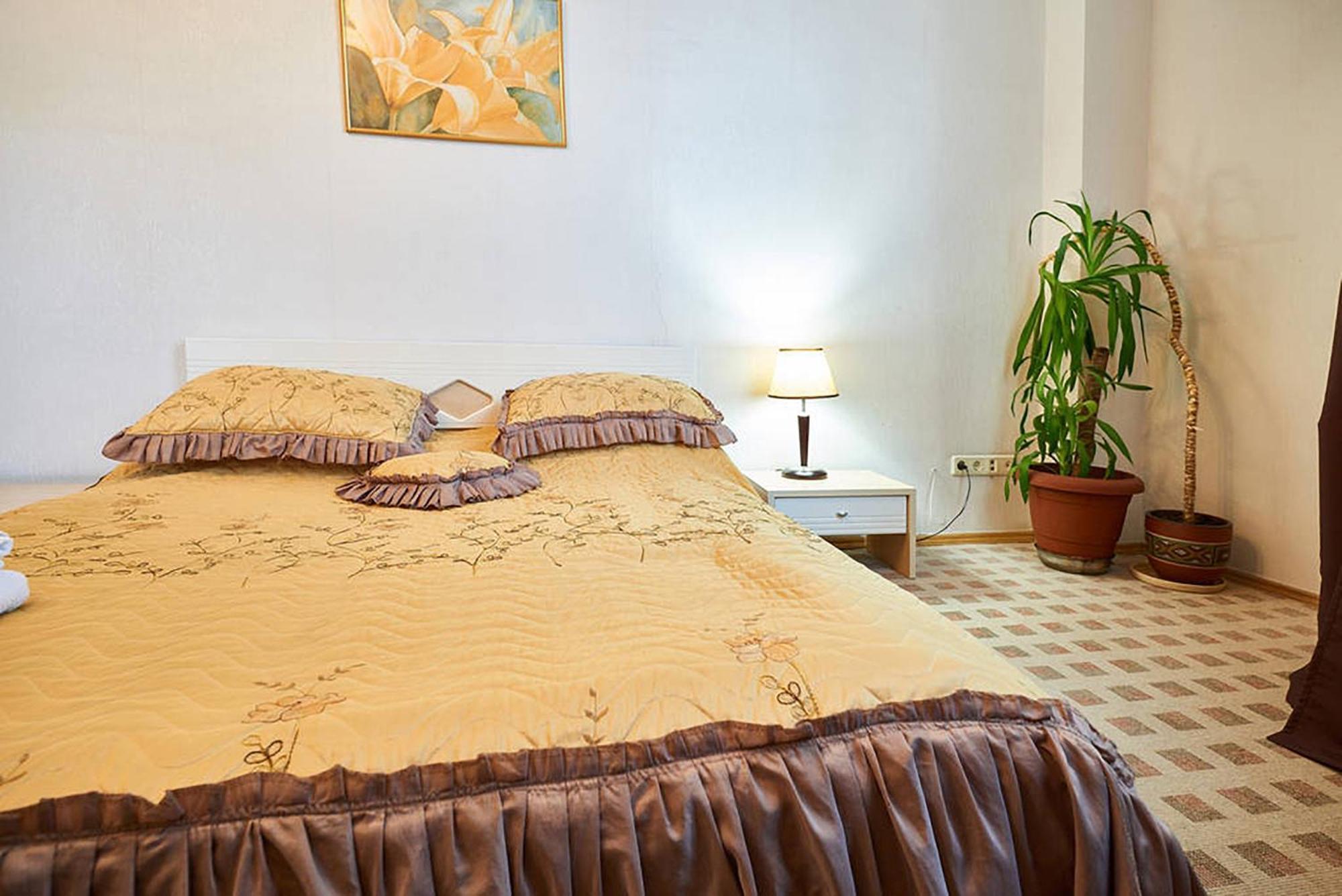 Home Hotel Apartments On Khreshchatyk Area Киев Екстериор снимка