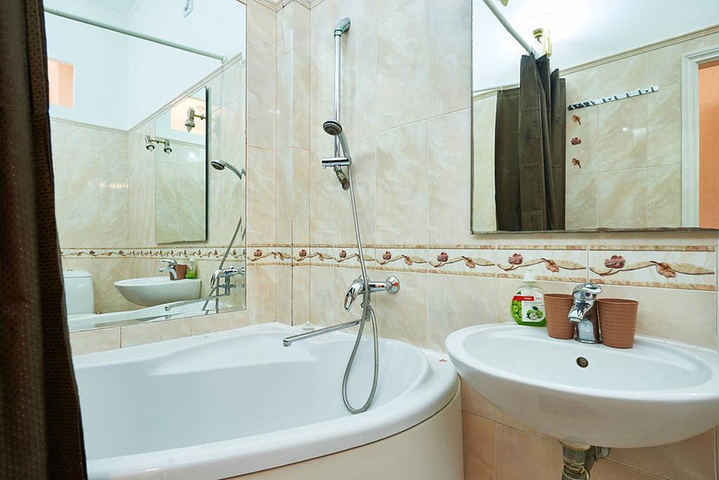 Home Hotel Apartments On Khreshchatyk Area Киев Екстериор снимка